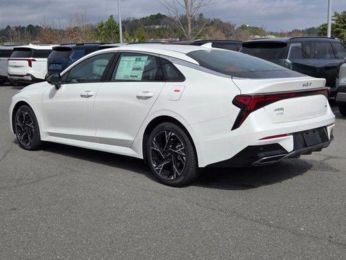 Snow White Pearl 2026 Kia K5 GT-Line