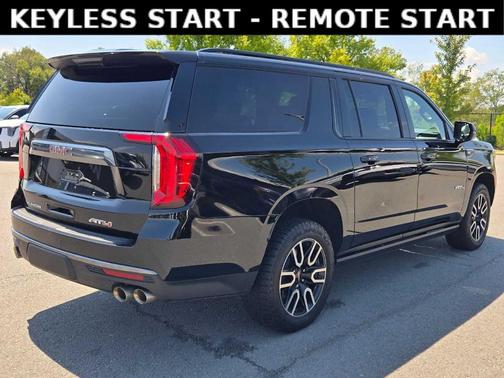 2022 GMC Yukon XL AT4
