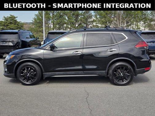Magnetic Black 2018 Nissan Rogue SV