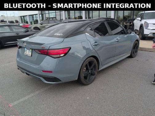 2t Gry Blk Roof 2024 Nissan Sentra SR