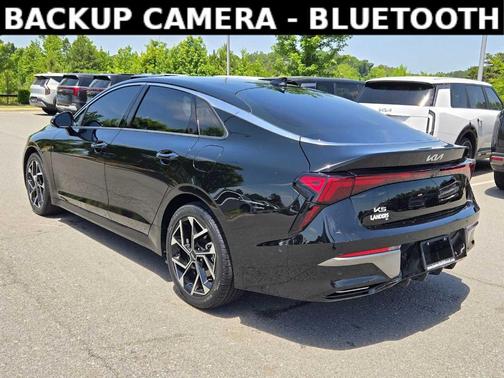 Aurora Black Pearl 2025 Kia K5 EX