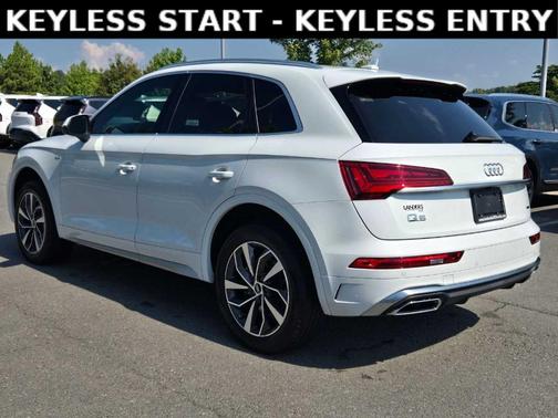 2022 Audi Q5 45 S line quattro Premium