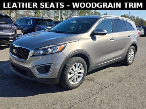 2017 Kia Sorento LX