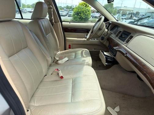 2008 Mercury Grand Marquis LS