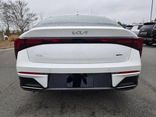 Snow White Pearl 2026 Kia K5 GT-Line