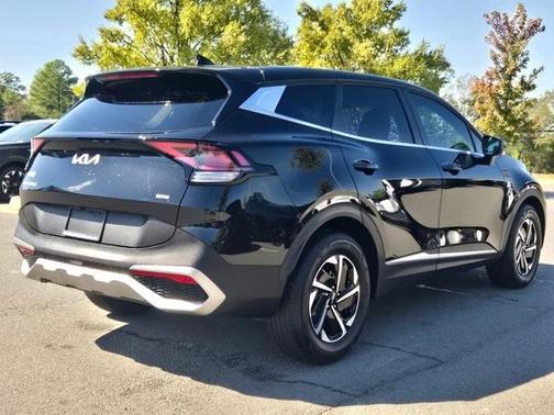 2025 Kia Sportage Hybrid LX