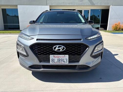 Sonic Silver w/Black Roof 2019 Hyundai KONA SEL Auto FWD