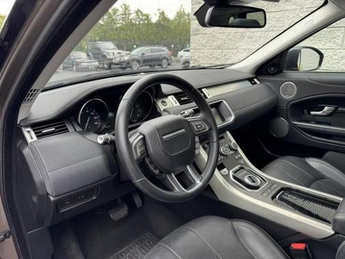 Kaikoura Stone 2017 Land Rover Range Rover Evoque SE Premium