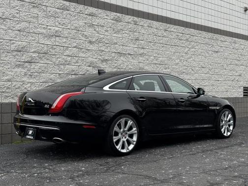 2017 Jaguar XJ XJL Portfolio