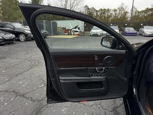 2017 Jaguar XJ XJL Portfolio