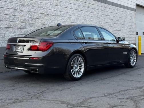 2015 BMW 750 Li