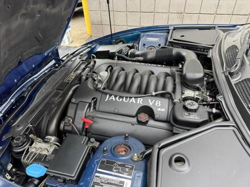 2001 Jaguar XK8