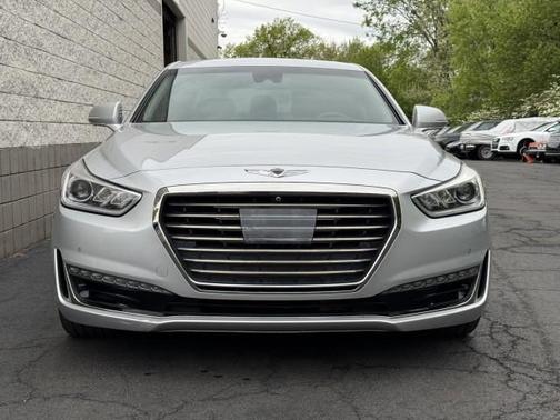 Santiago Silver 2018 Genesis G90 5.0 Ultimate