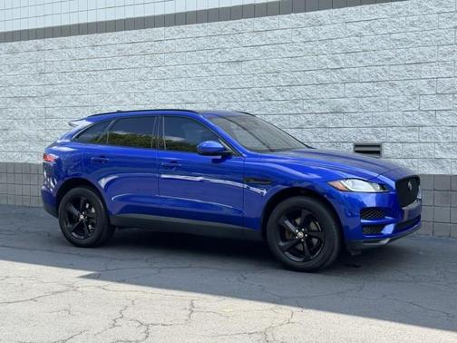 2018 Jaguar F-PACE 25t Premium