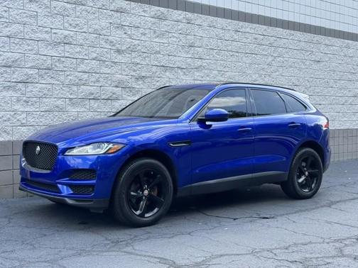 2018 Jaguar F-PACE 25t Premium