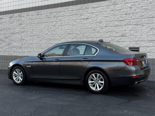 2016 BMW 528 i xDrive