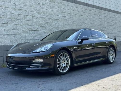 Carbon Gray Metallic 2010 Porsche Panamera 4S