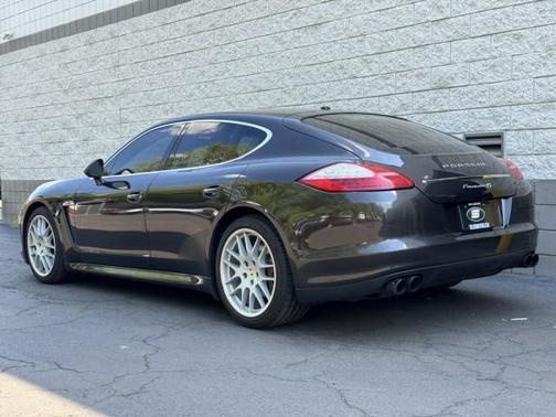 Carbon Gray Metallic 2010 Porsche Panamera 4S