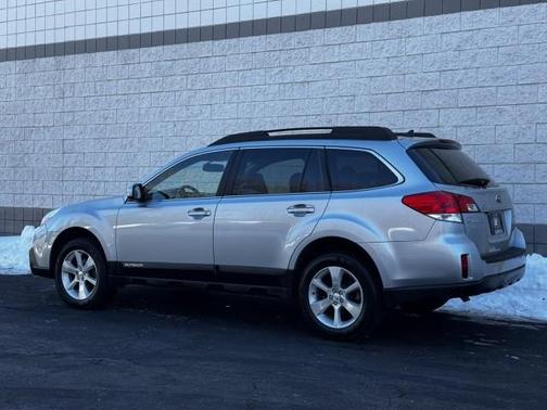 2013 Subaru Outback 2.5i Limited