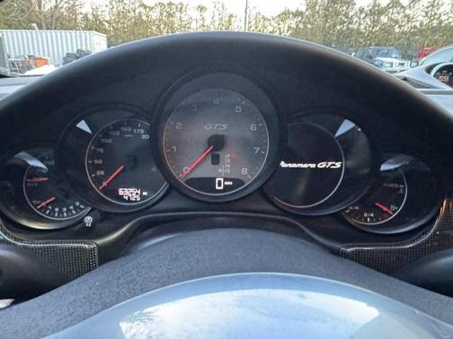 2016 Porsche Panamera GTS