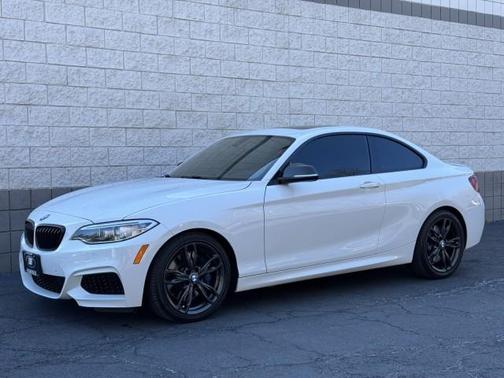 2016 BMW M235 i