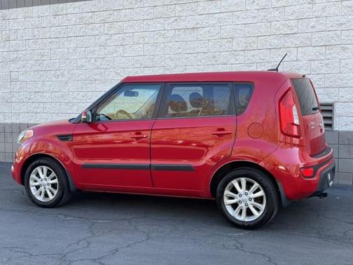 2012 Kia Soul +