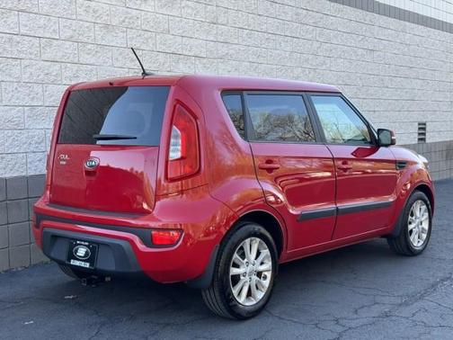 2012 Kia Soul +