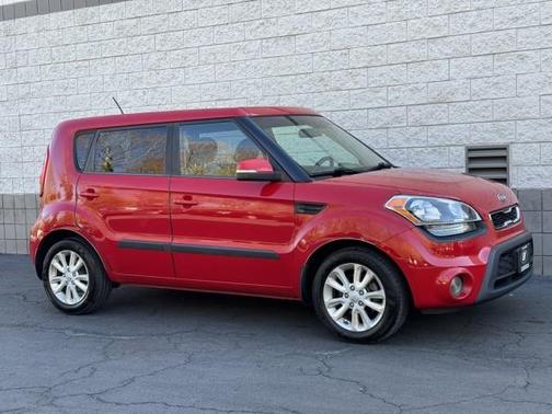 2012 Kia Soul +
