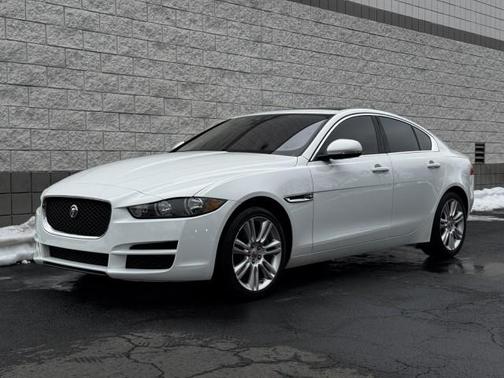2019 Jaguar XE 25t