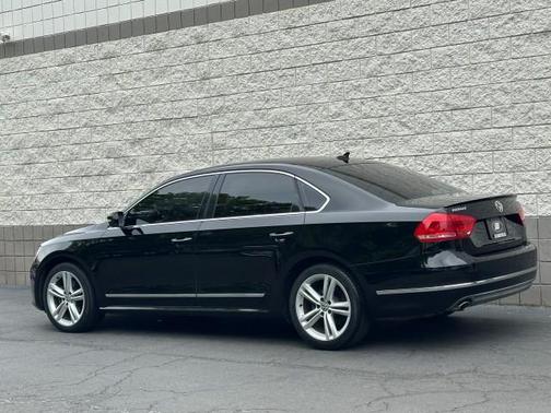 2014 Volkswagen Passat Auto SEL Premium