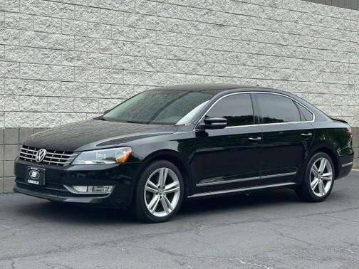2014 Volkswagen Passat Auto SEL Premium