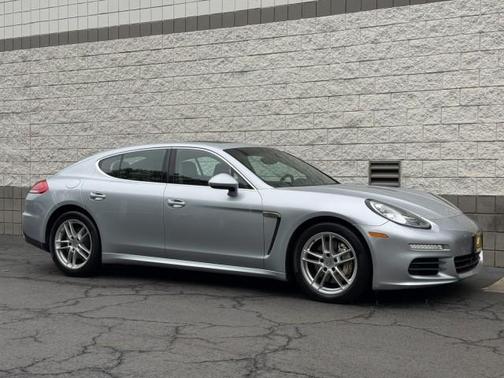 2014 Porsche Panamera S