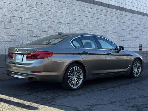 2017 BMW 540 i