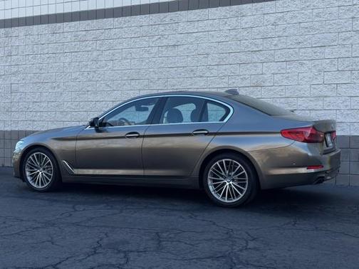 2017 BMW 540 i