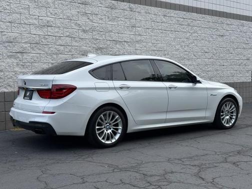 Alpine White 2013 BMW 550 Gran Turismo i xDrive