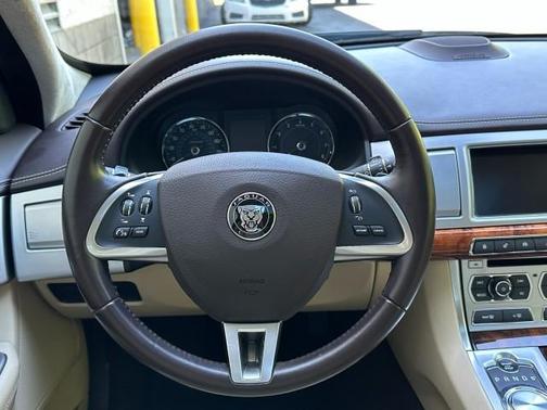 2015 Jaguar XF 3.0 Portfolio