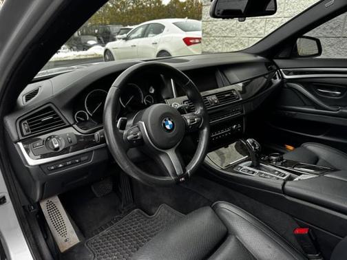 2016 BMW 550 i xDrive