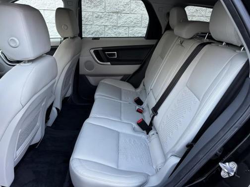 2018 Land Rover Discovery Sport SE