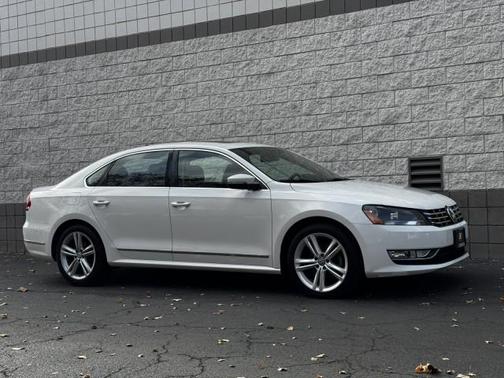 2014 Volkswagen Passat 2.0L TDI DSG SEL Premium