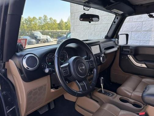 2012 Jeep Wrangler Unlimited Sahara