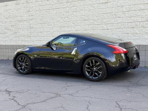 2016 Nissan 370Z Base