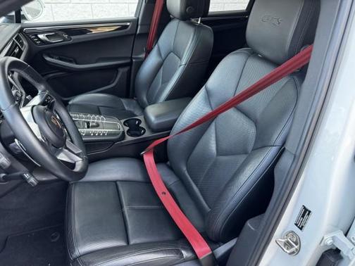 2017 Porsche Macan GTS