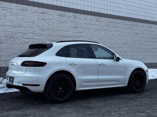 2017 Porsche Macan GTS
