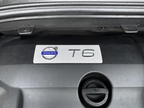 2013 Volvo XC60 T6 R-Design Premier Plus