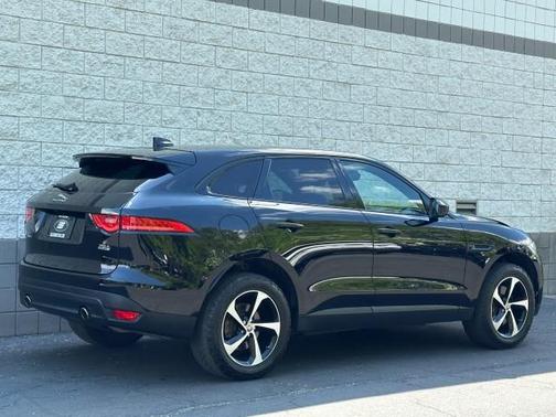 2017 Jaguar F-PACE 35t Premium