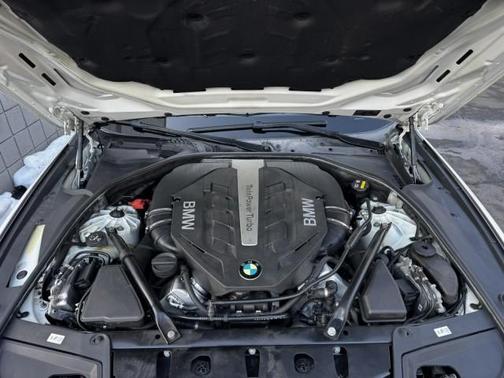 2016 BMW 550 i xDrive