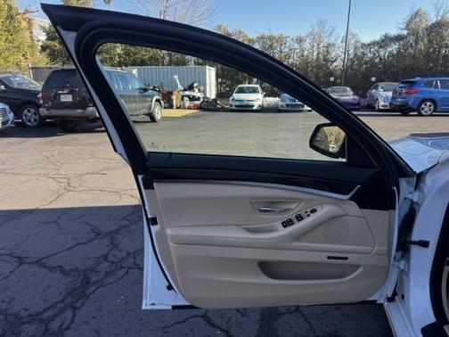 2015 BMW 528 i xDrive