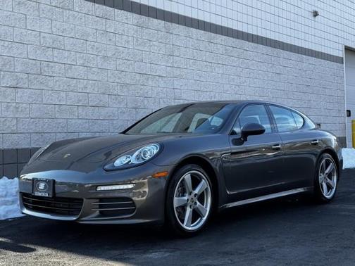 2014 Porsche Panamera 4