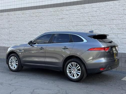 2018 Jaguar F-PACE 30t Prestige