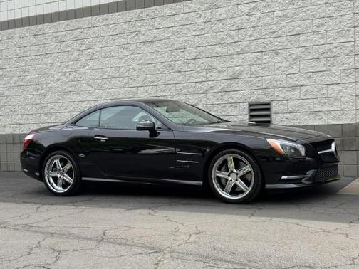 Obsidian Black Metallic 2015 Mercedes-Benz SL-Class SL 550
